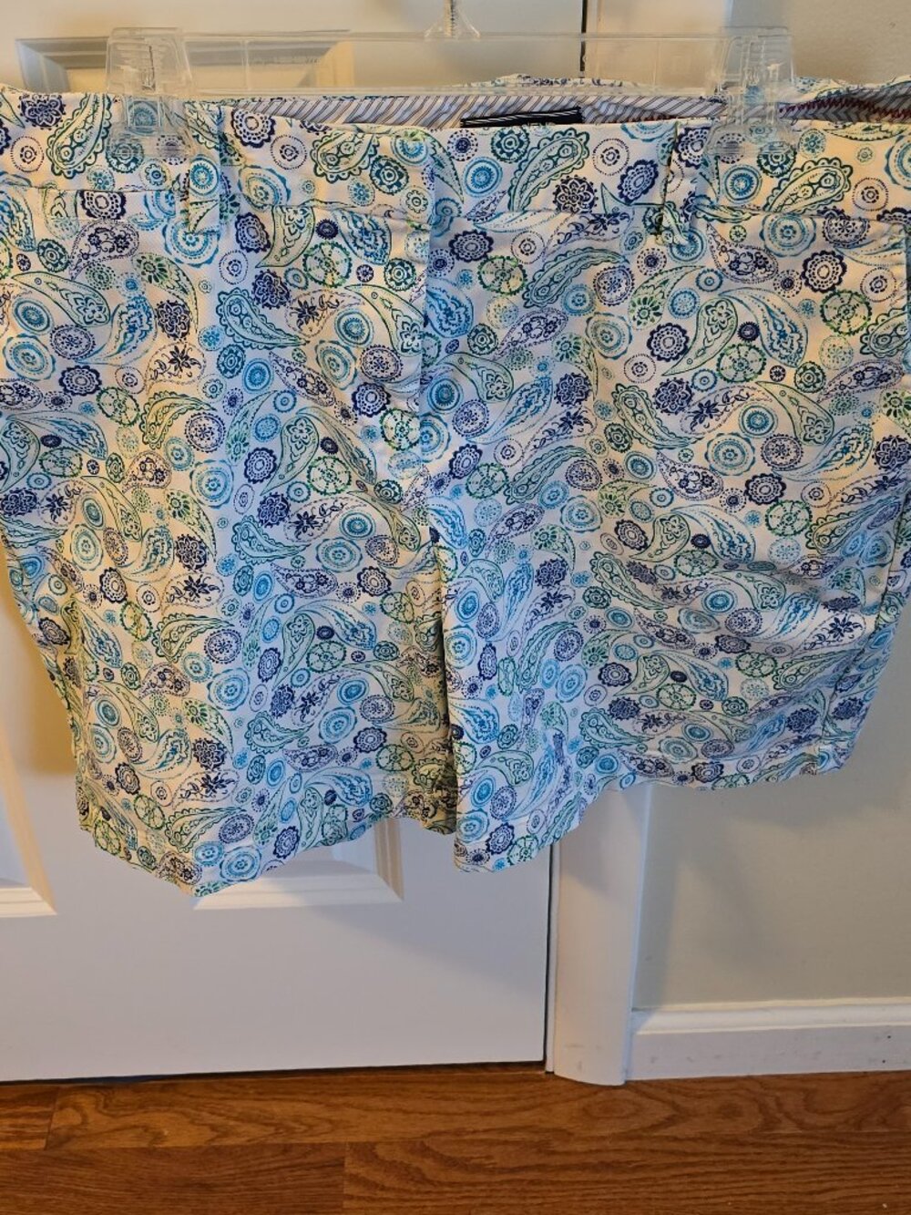 Lands' End Mid Rise Paisley Print Bermuda Shorts Stretch Chino Size 16